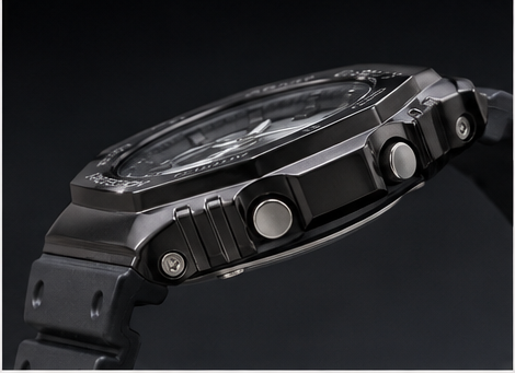 02_side_angle Casio G-Shock GM-2100